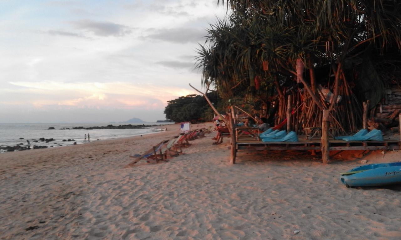 Relax Beach House Ko Lanta Eksteriør billede